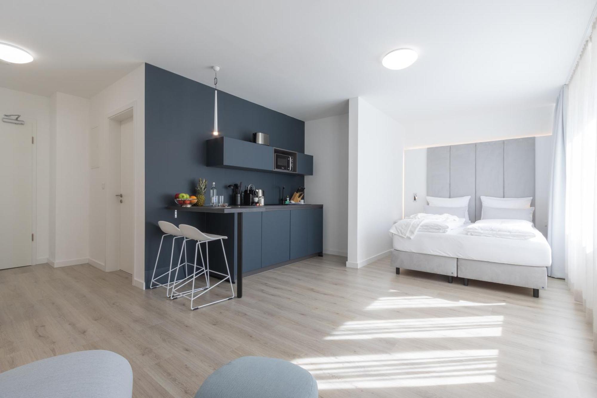 Zzzpace Smart-Hotel クレーフェルト エクステリア 写真