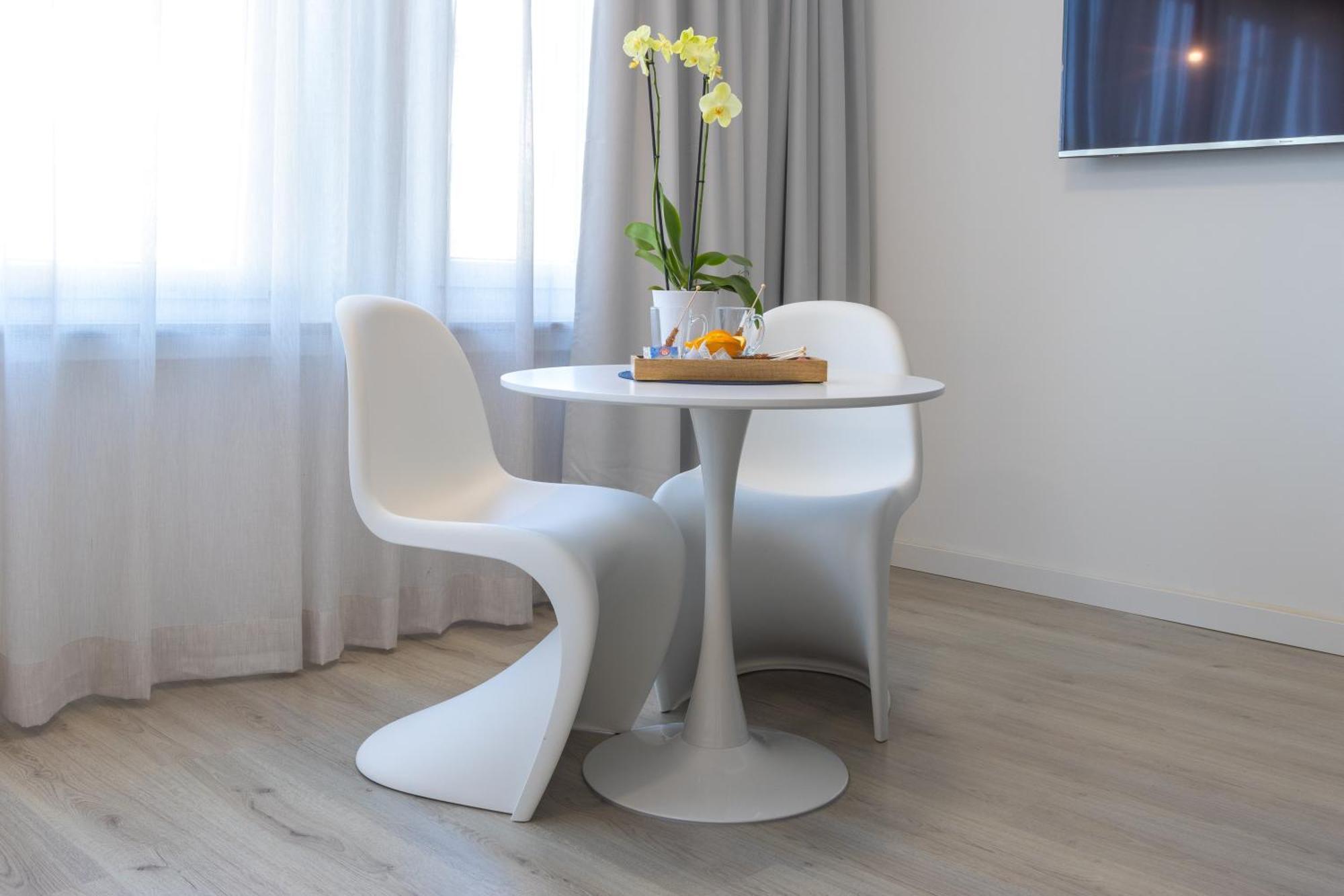 Zzzpace Smart-Hotel クレーフェルト エクステリア 写真